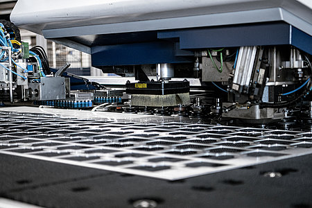 Maschine TruMatic 7000 für Stanz- und Laserbearbeitung